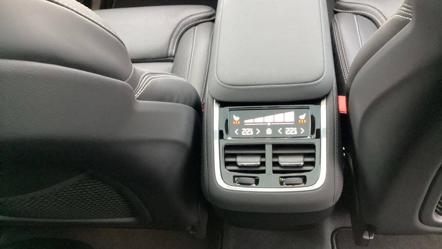 Used Volvo XC90 2025 for sale - 77029589: Photo 37