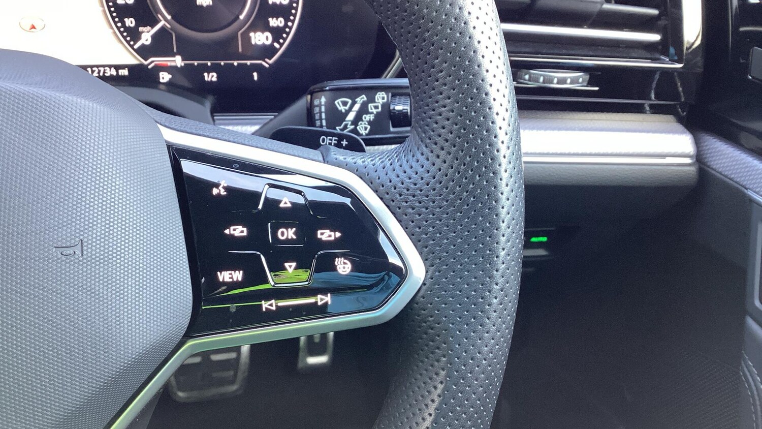 Used Volkswagen Touareg 2023 for sale - 77411034: Photo 30