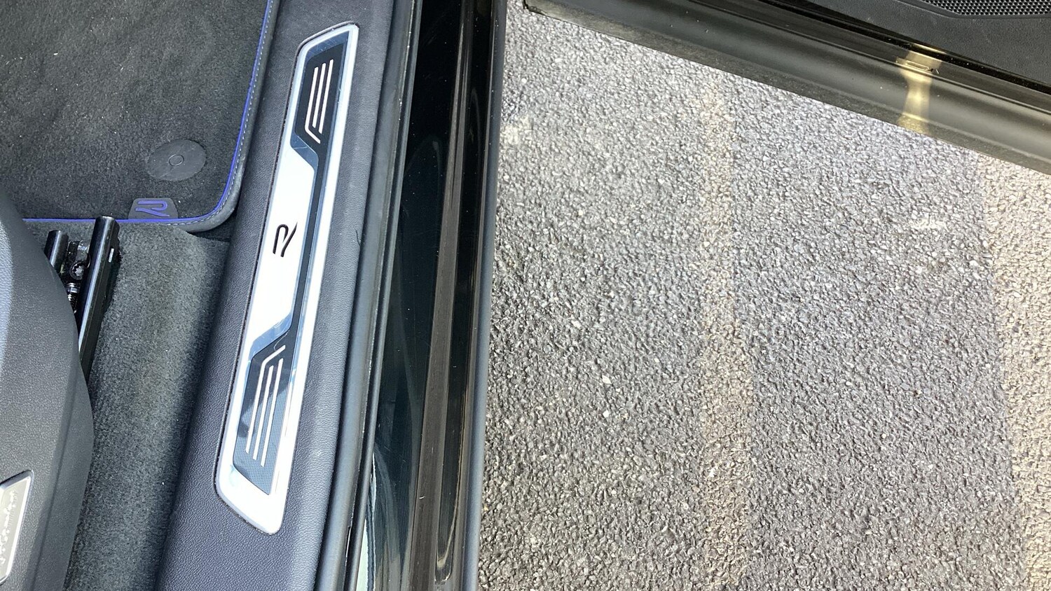 Used Volkswagen Touareg 2023 for sale - 77411034: Photo 34