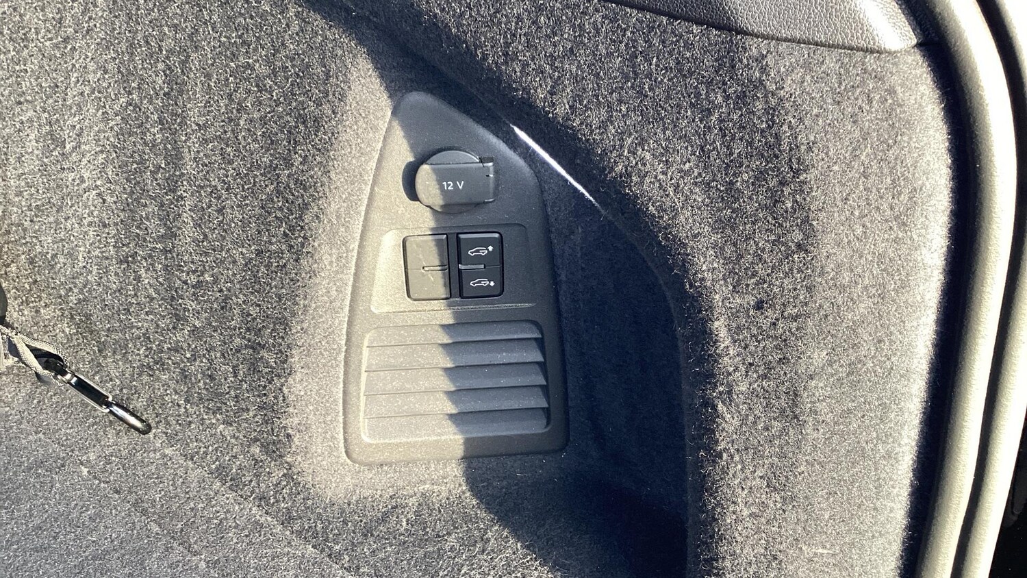 Used Volkswagen Touareg 2023 for sale - 77411034: Photo 40