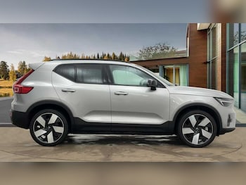 Used Volvo XC40 2022 for sale - 77266902: Photo