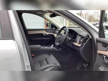 Used Volvo XC90 2026 for sale - 78019924: Photo