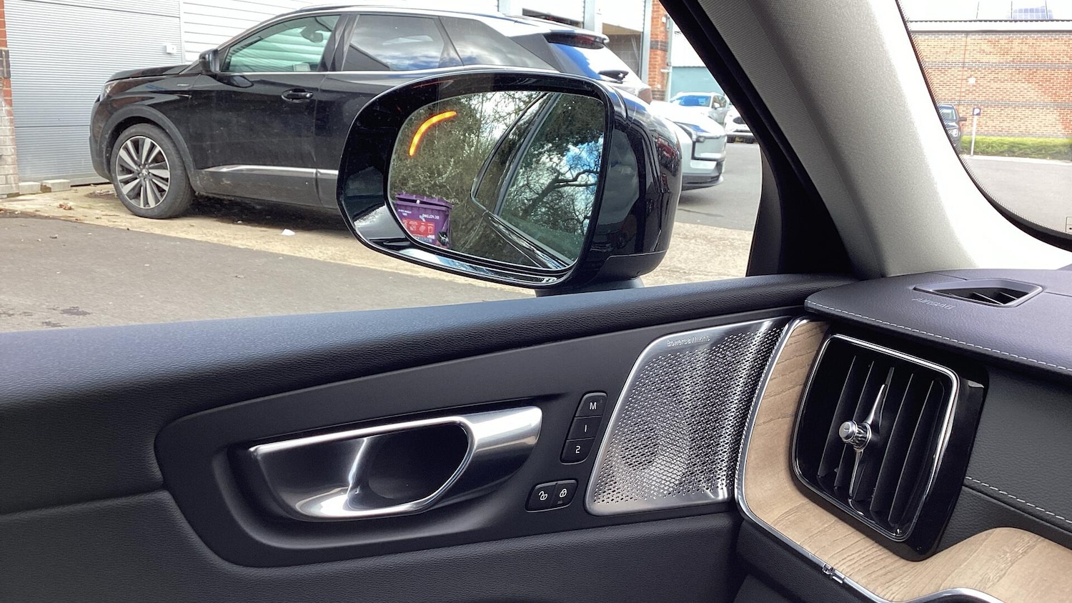 Used Volvo XC60 2026 for sale - 78100302: Photo 30