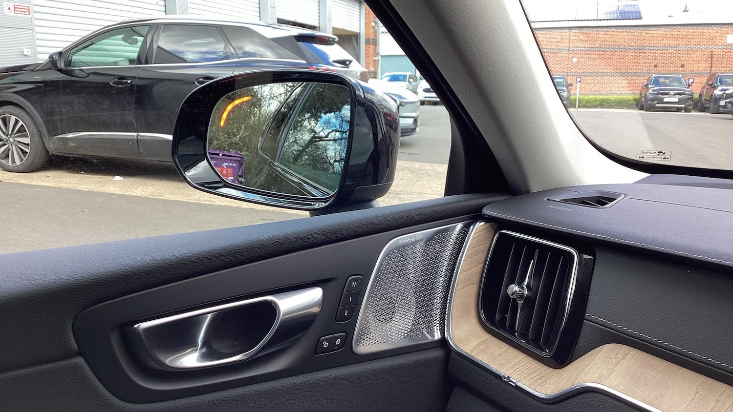 Used Volvo XC60 2026 for sale - 78100302: Photo 31