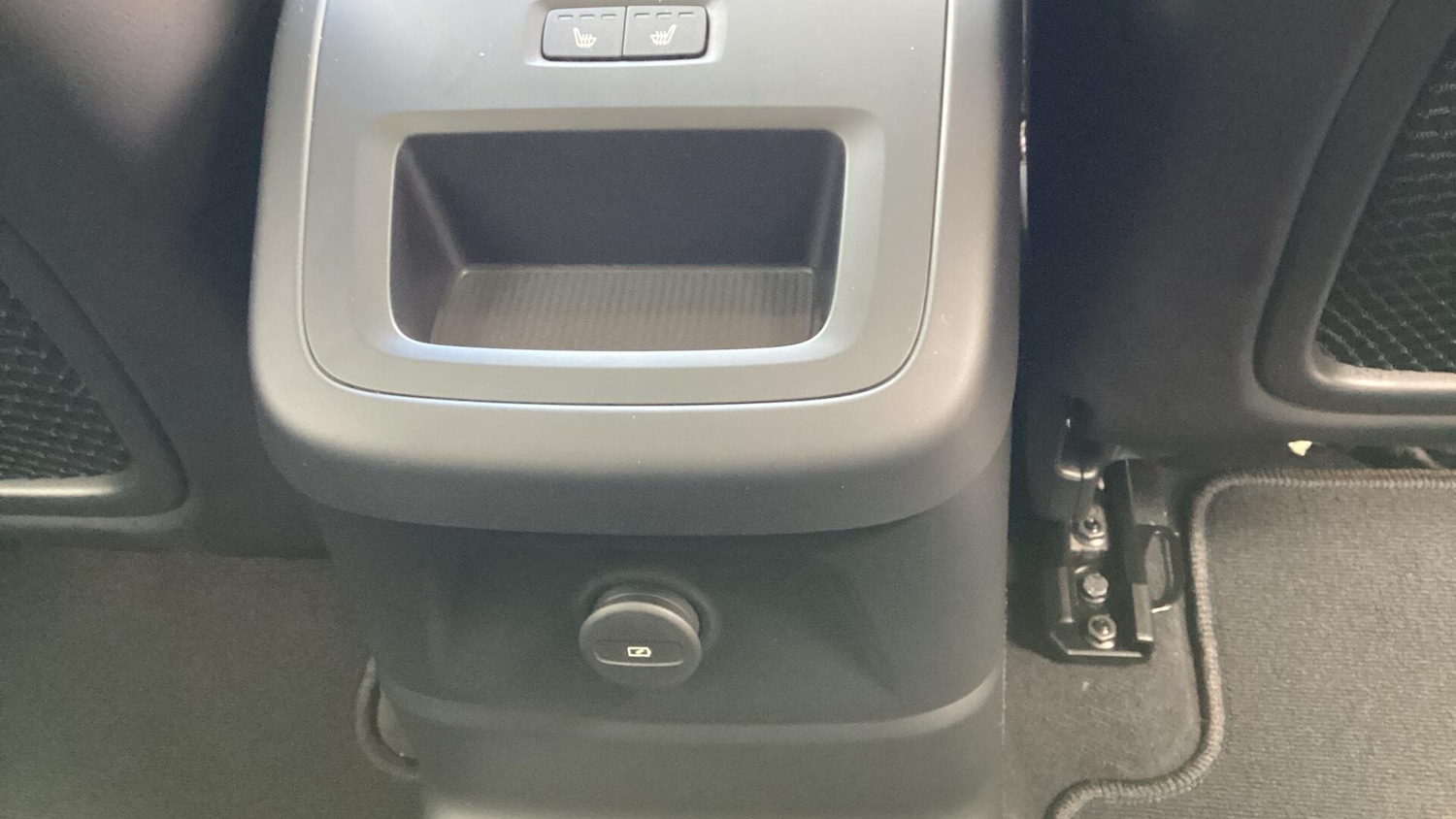 Used Volvo XC60 2026 for sale - 78100302: Photo 33