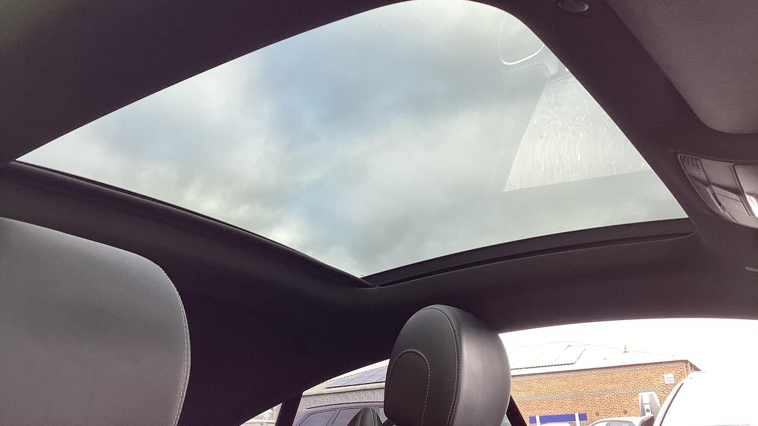 Used Mercedes-Benz E Class 2020 for sale - 77166987: Photo 39