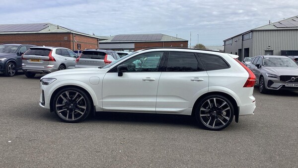 Used Volvo XC60 2025 for sale - 75564434: Photo 50