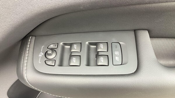 Used Volvo XC60 2025 for sale - 75564434: Photo 69