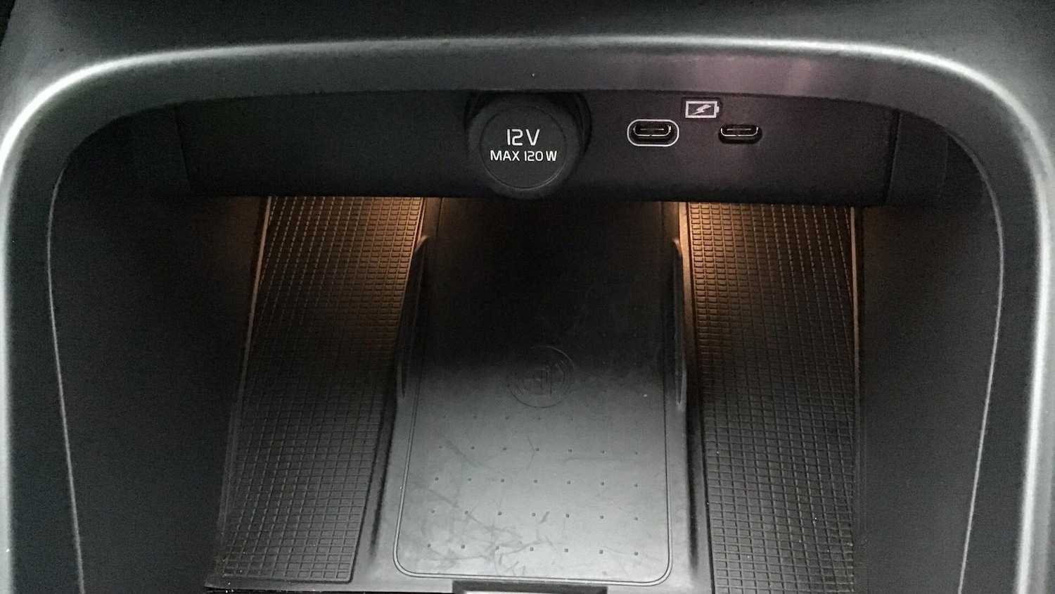 Used Volvo XC40 2025 for sale - 77101725: Photo 16