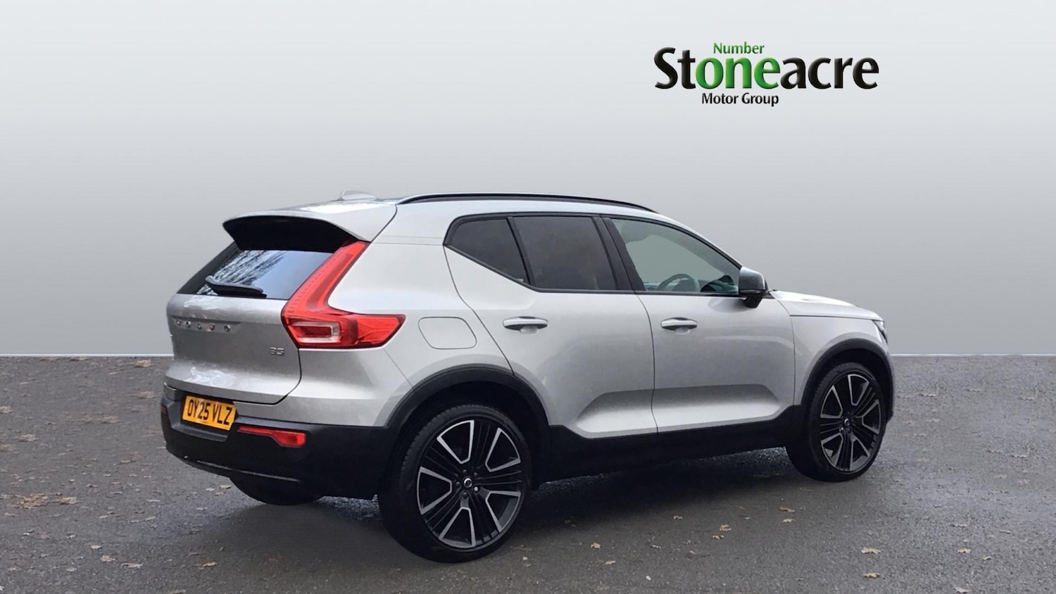 Used Volvo XC40 2025 for sale - 77101725: Photo 2