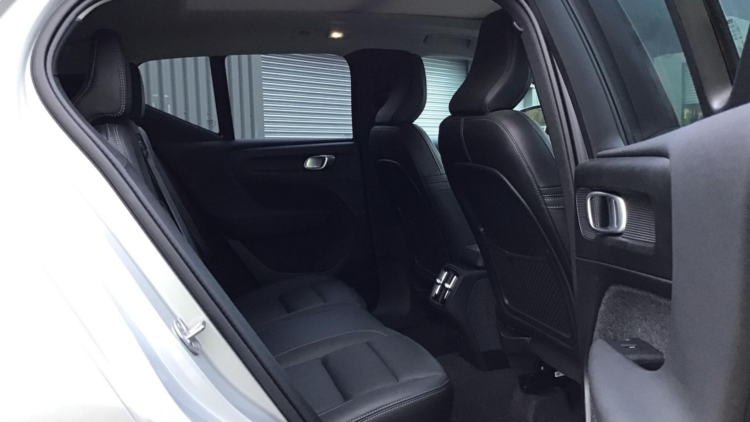 Used Volvo XC40 2025 for sale - 77101725: Photo 6