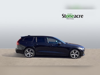 Used Volvo V60 2021 for sale - 78115749: Photo