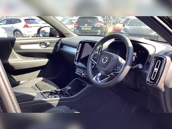 Used Volvo XC40 2026 for sale - 79426769: Photo