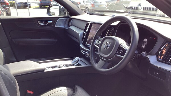 Used Volvo XC60 2024 for sale - 75634826: Photo 4