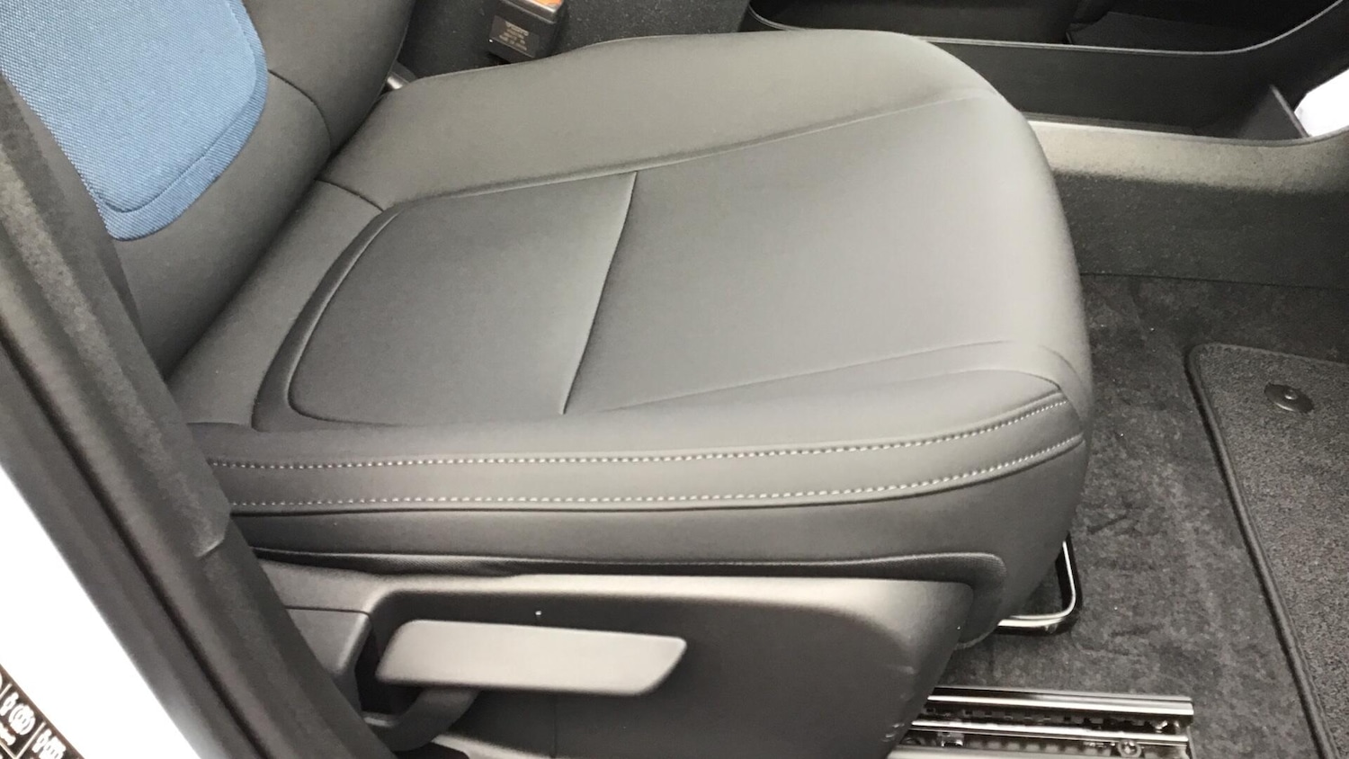 Used Volvo EX30 2025 for sale - 76735021: Photo 35