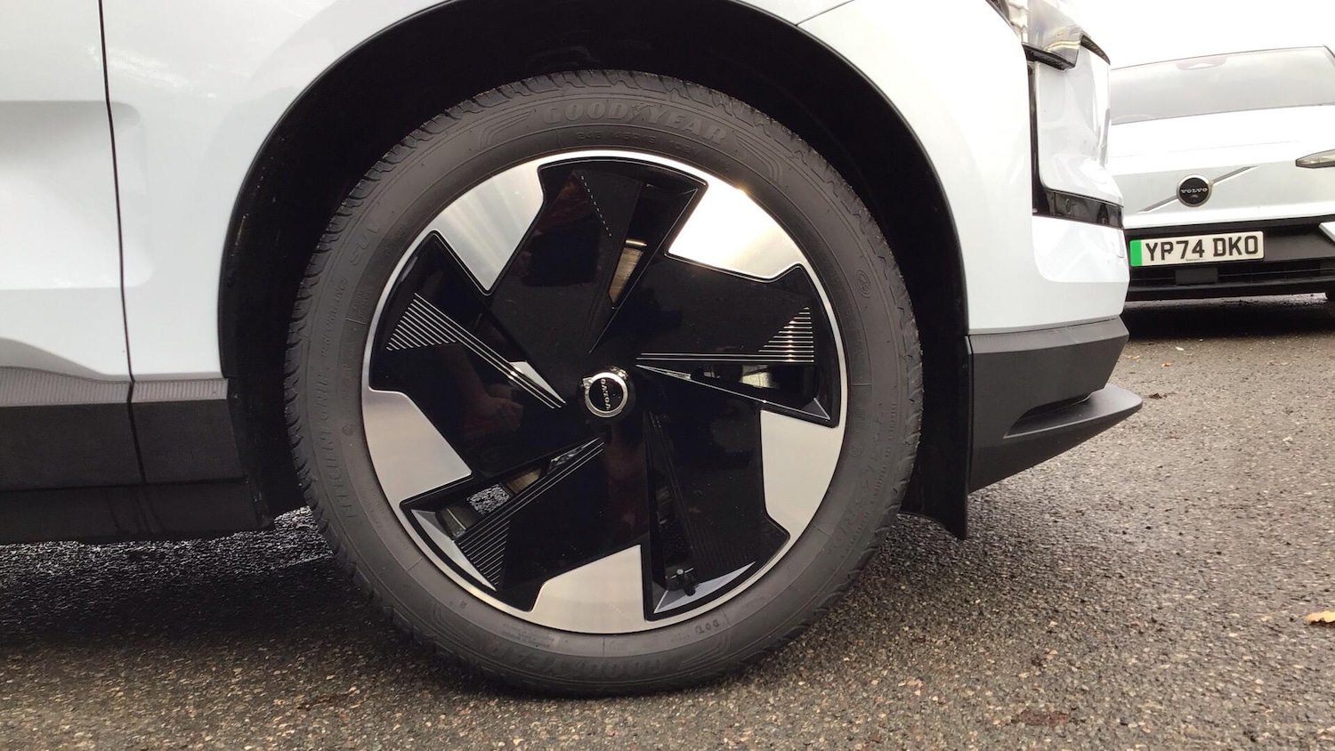 Used Volvo EX30 2025 for sale - 76735021: Photo 9