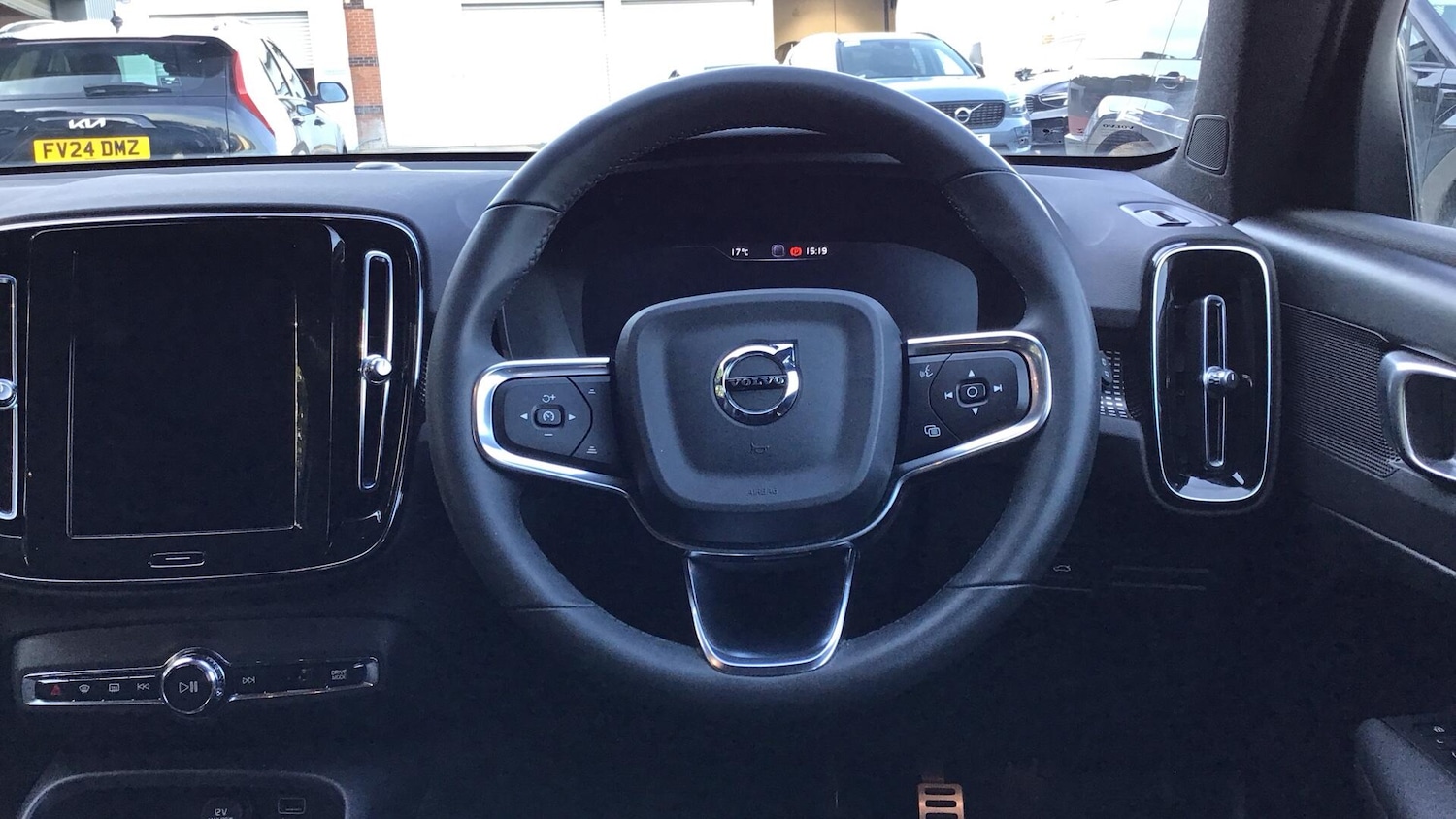 Used Volvo XC40 2022 for sale - 76597430: Photo 10