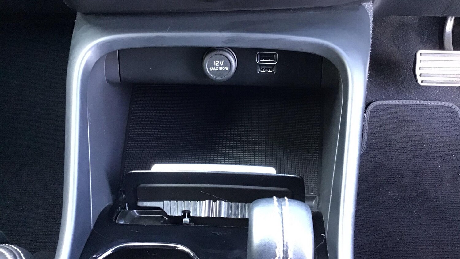 Used Volvo XC40 2022 for sale - 76597430: Photo 16