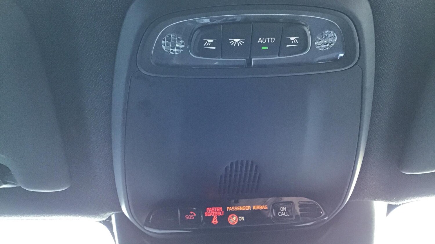 Used Volvo XC40 2022 for sale - 76597430: Photo 28