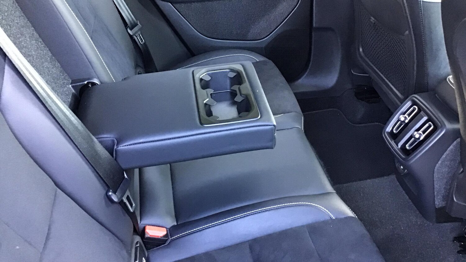 Used Volvo XC40 2022 for sale - 76597430: Photo 39