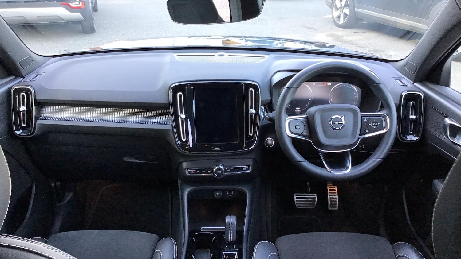 Used Volvo XC40 2022 for sale - 76597430: Photo 5