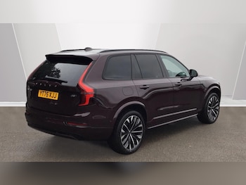 Used Volvo XC90 2025 for sale - 76239448: Photo 2
