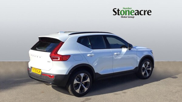Used Volvo XC40 2025 for sale - 76214673: Photo 2