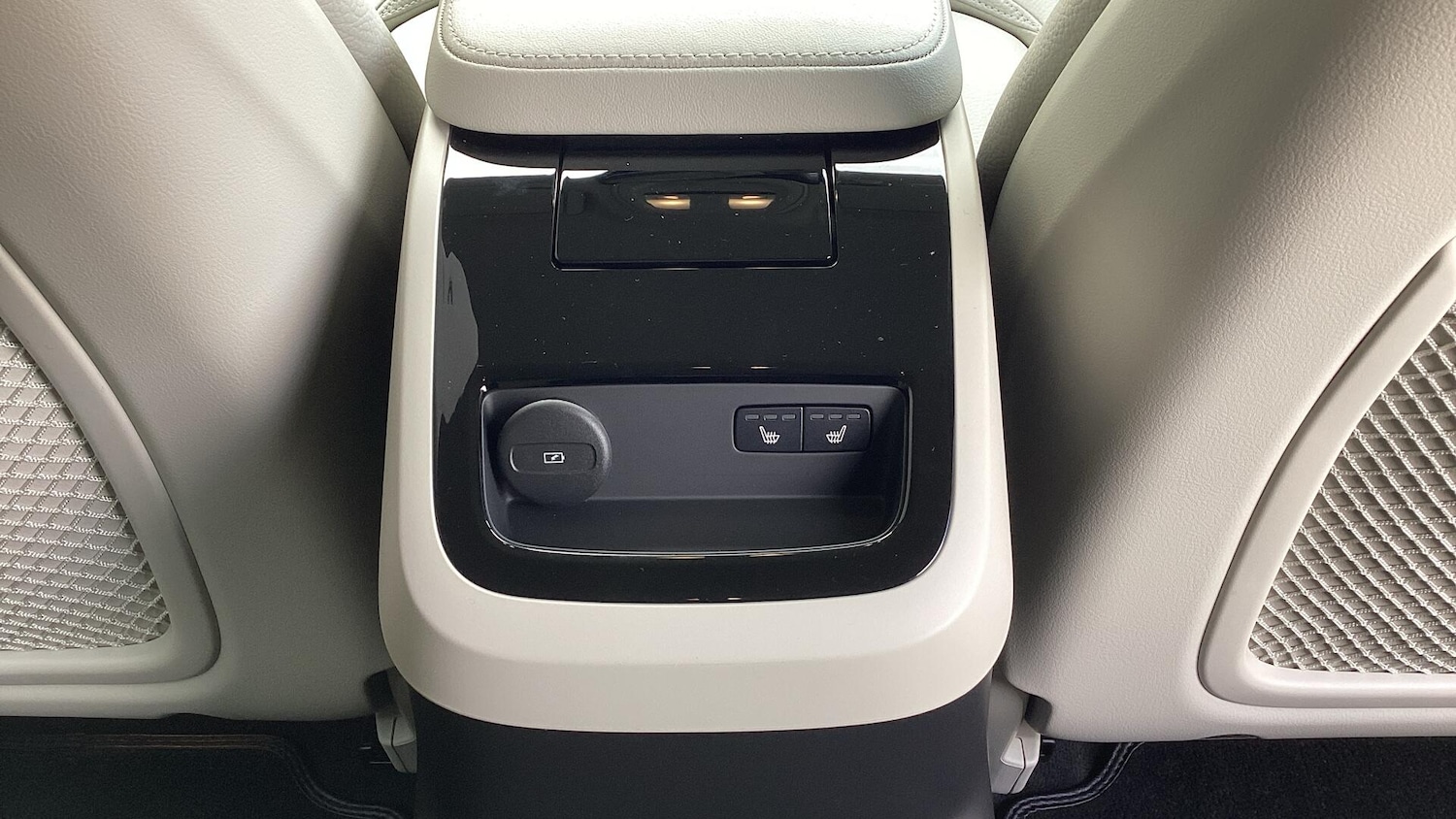 Used Volvo V90 2025 for sale - 77119912: Photo 36