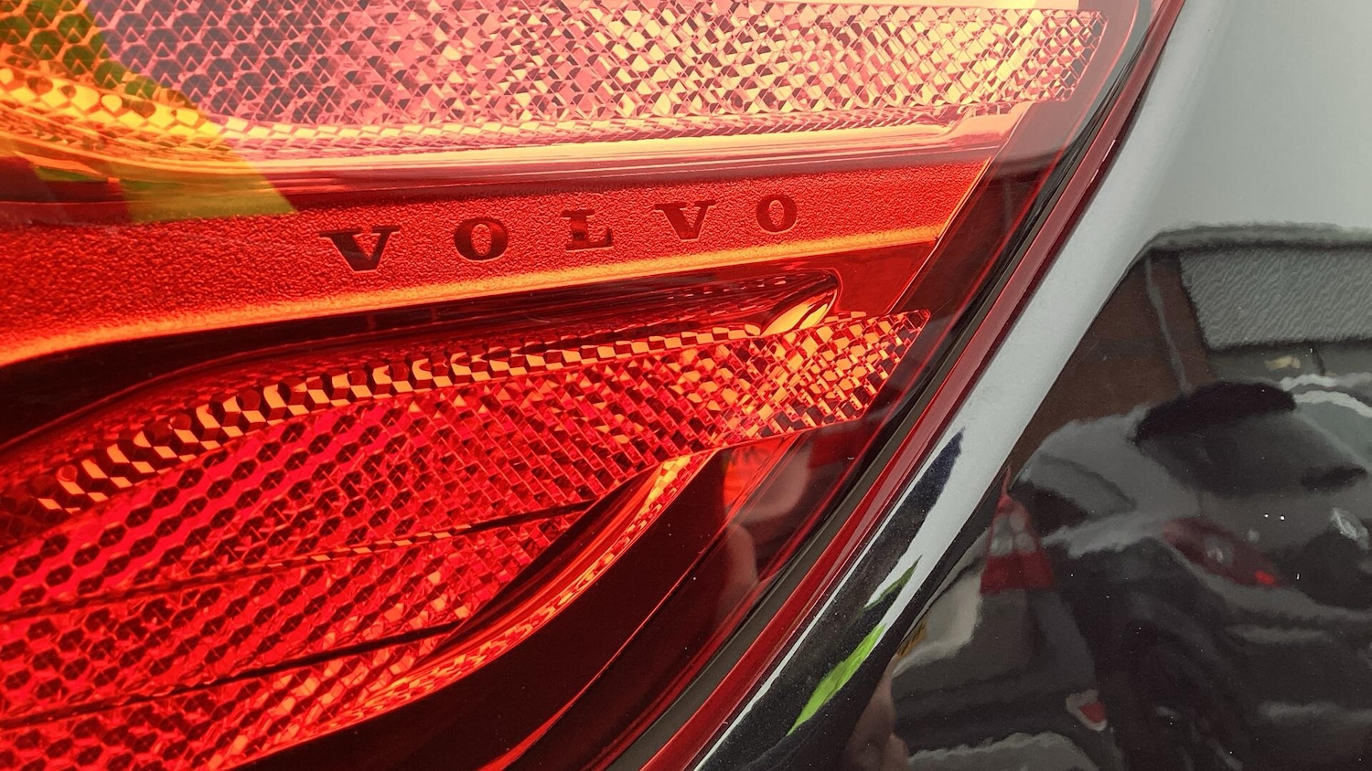 Used Volvo XC40 2023 for sale - 77657705: Photo 38