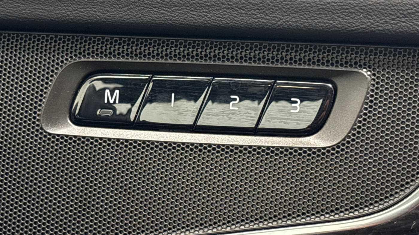 Used Volvo XC90 2025 for sale - 76596970: Photo 25