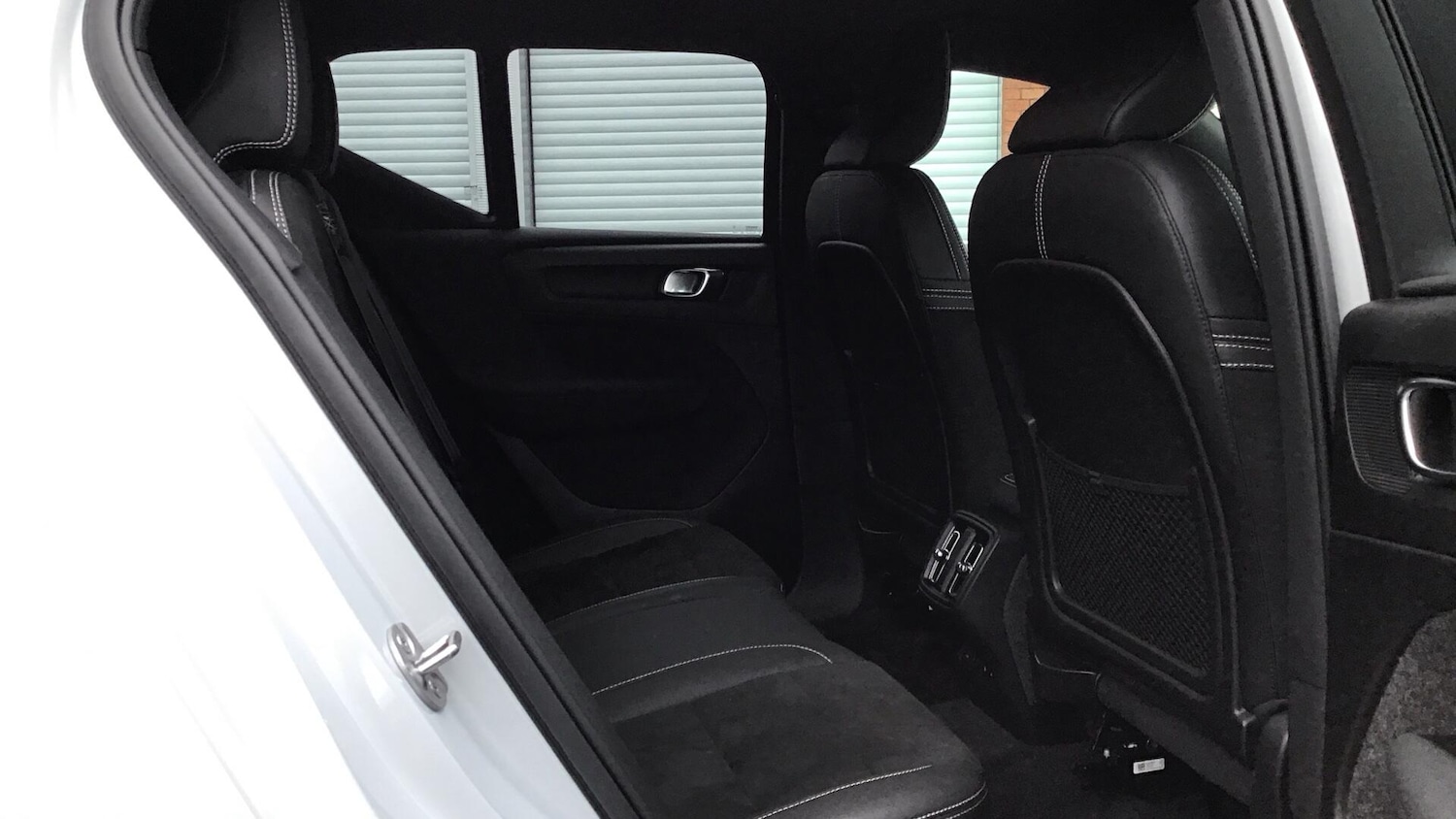 Used Volvo XC40 2022 for sale - 77090793: Photo 6