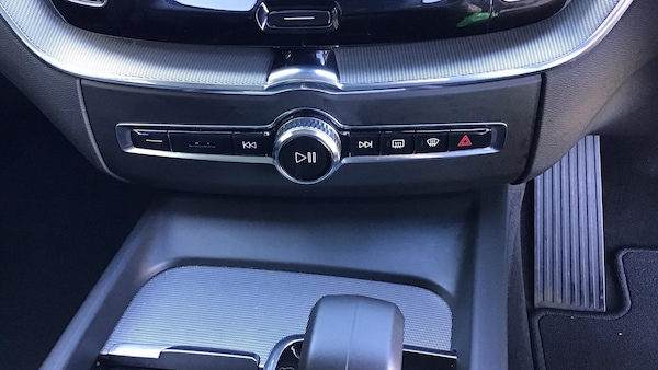 Used Volvo XC60 2023 for sale - 76214385: Photo 18