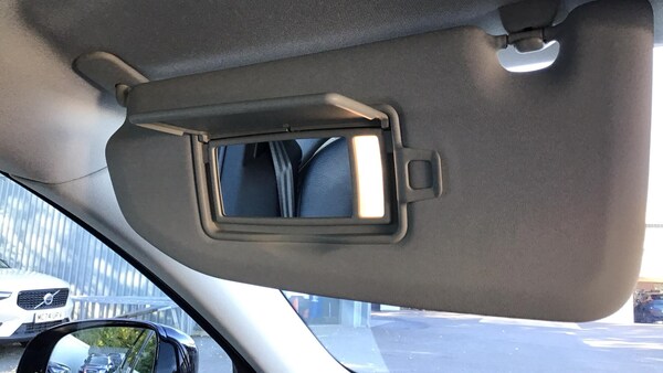 Used Volvo XC60 2023 for sale - 76214385: Photo 26
