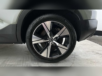 Used Volvo XC40 2021 for sale - 77710293: Photo