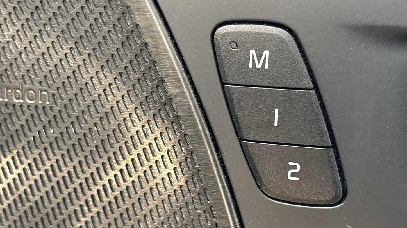 Used Volvo XC60 2025 for sale - 78148301: Photo 25