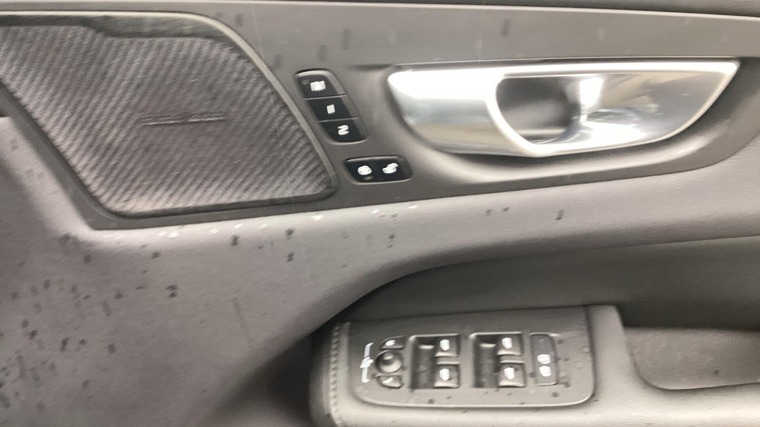 Used Volvo XC60 2023 for sale - 76306386: Photo 30