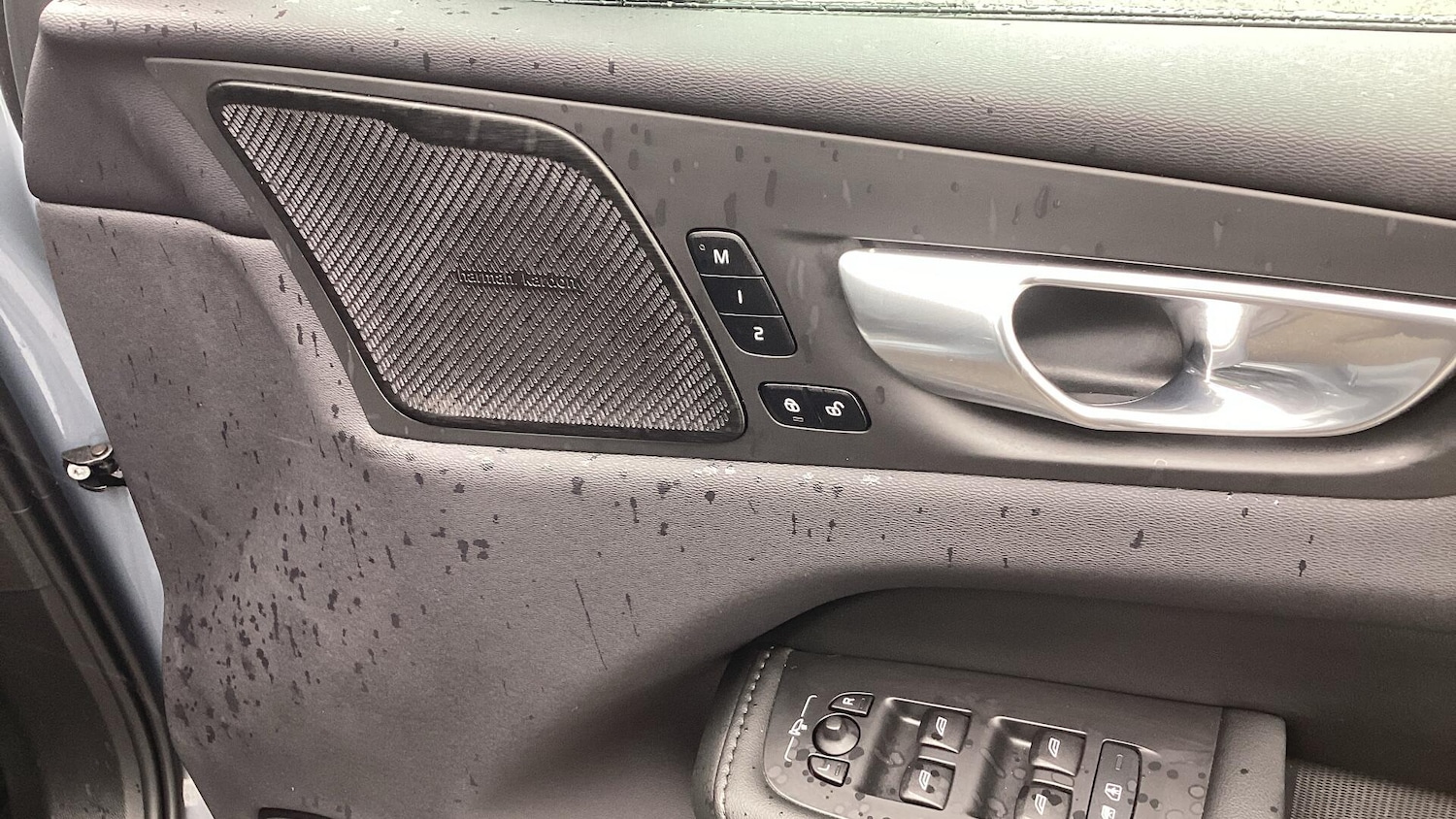 Used Volvo XC60 2023 for sale - 76306386: Photo 31