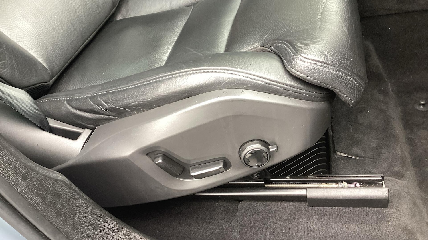 Used Volvo XC60 2023 for sale - 76306386: Photo 33