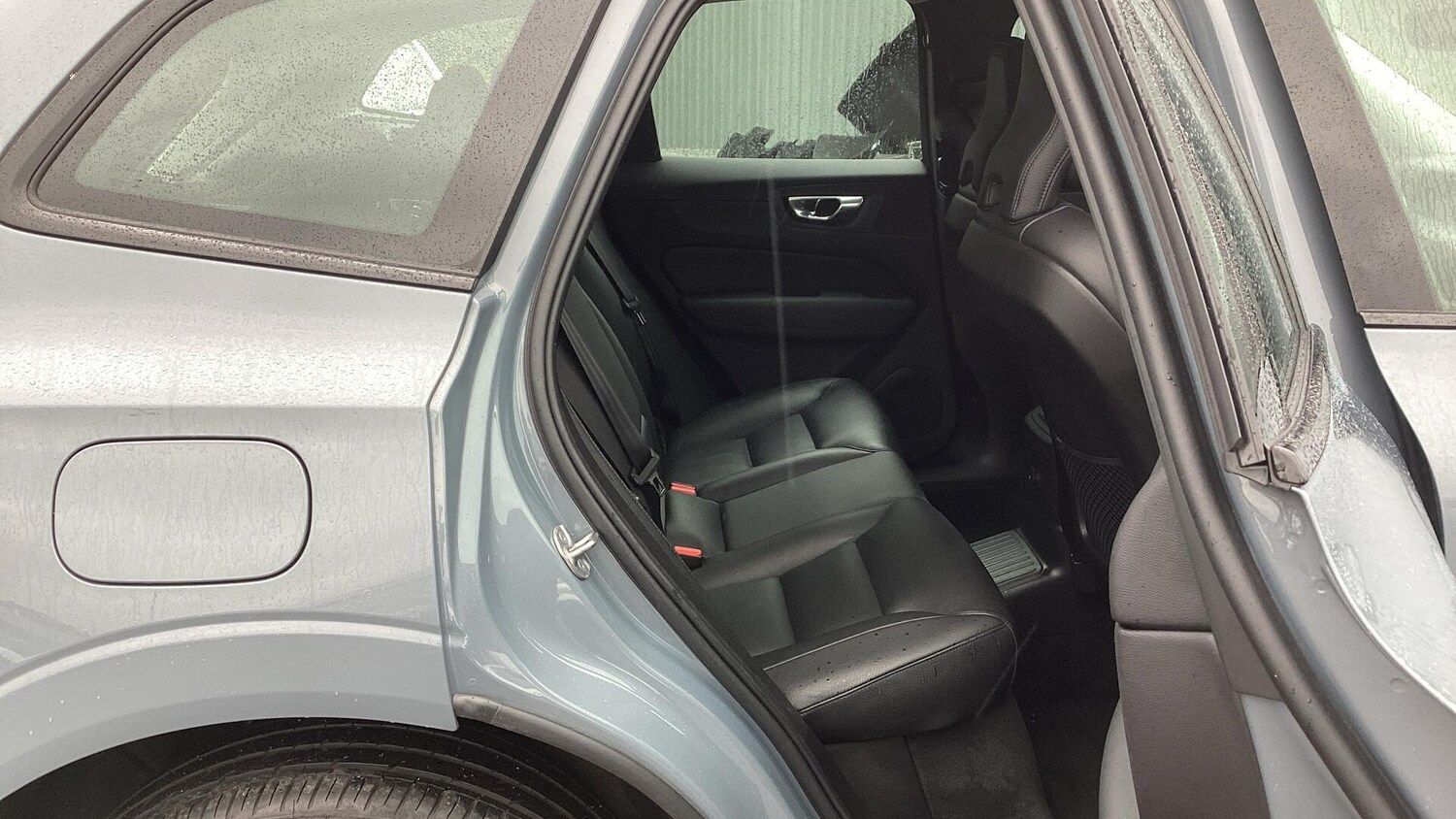 Used Volvo XC60 2023 for sale - 76306386: Photo 6