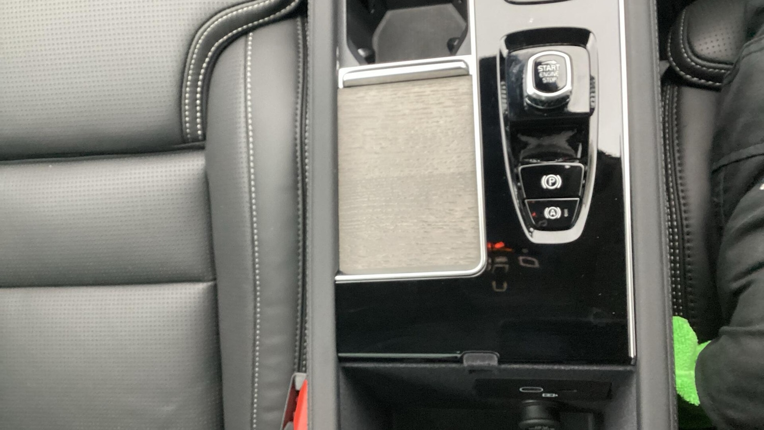 Used Volvo XC90 2025 for sale - 77190898: Photo 16