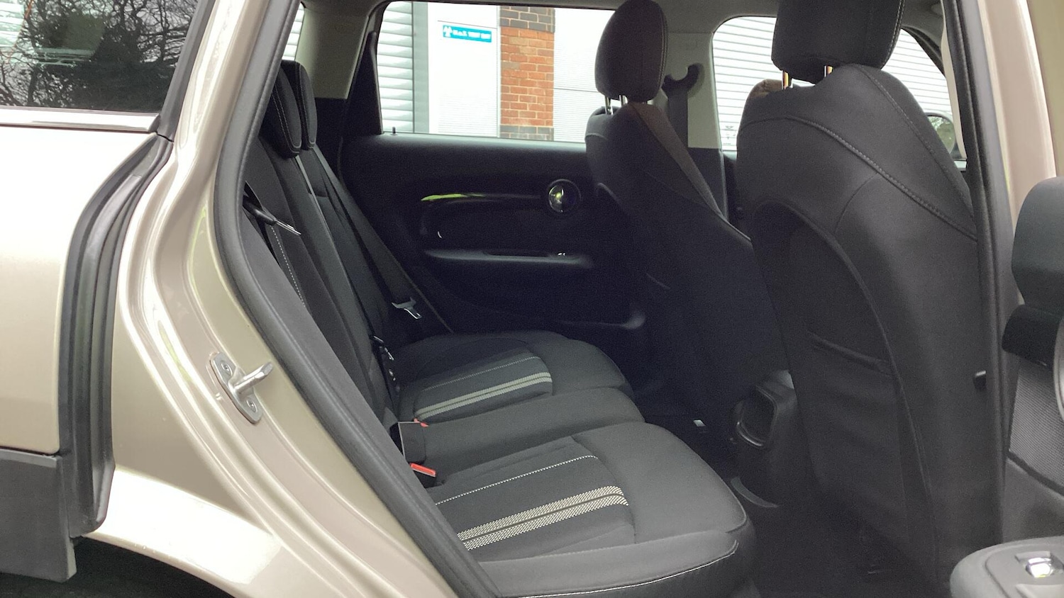 Used MINI Clubman 2022 for sale - 77411446: Photo 6