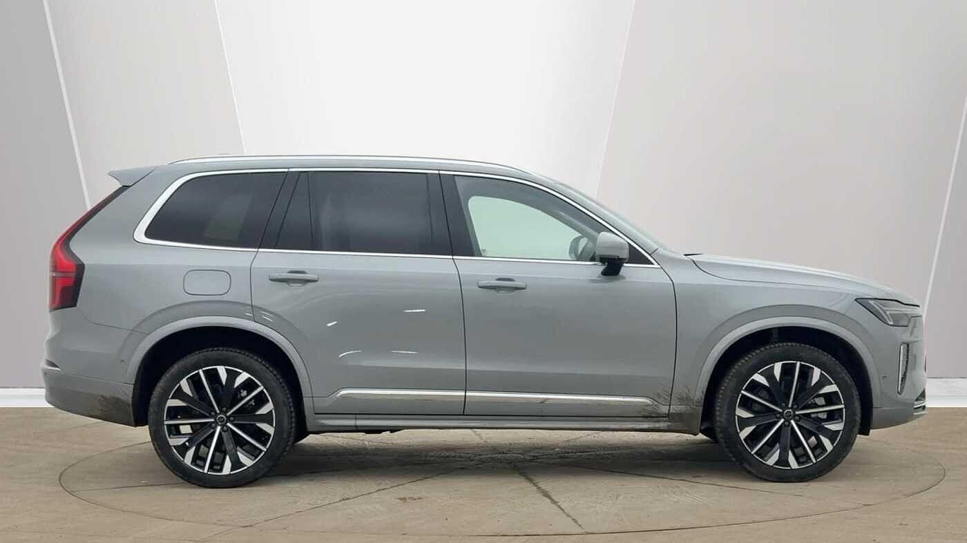 Used Volvo XC90 2025 for sale - 77497100: Photo 2