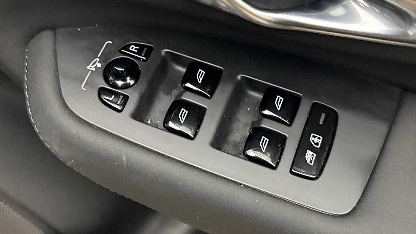 Used Volvo XC90 2025 for sale - 77497100: Photo 25