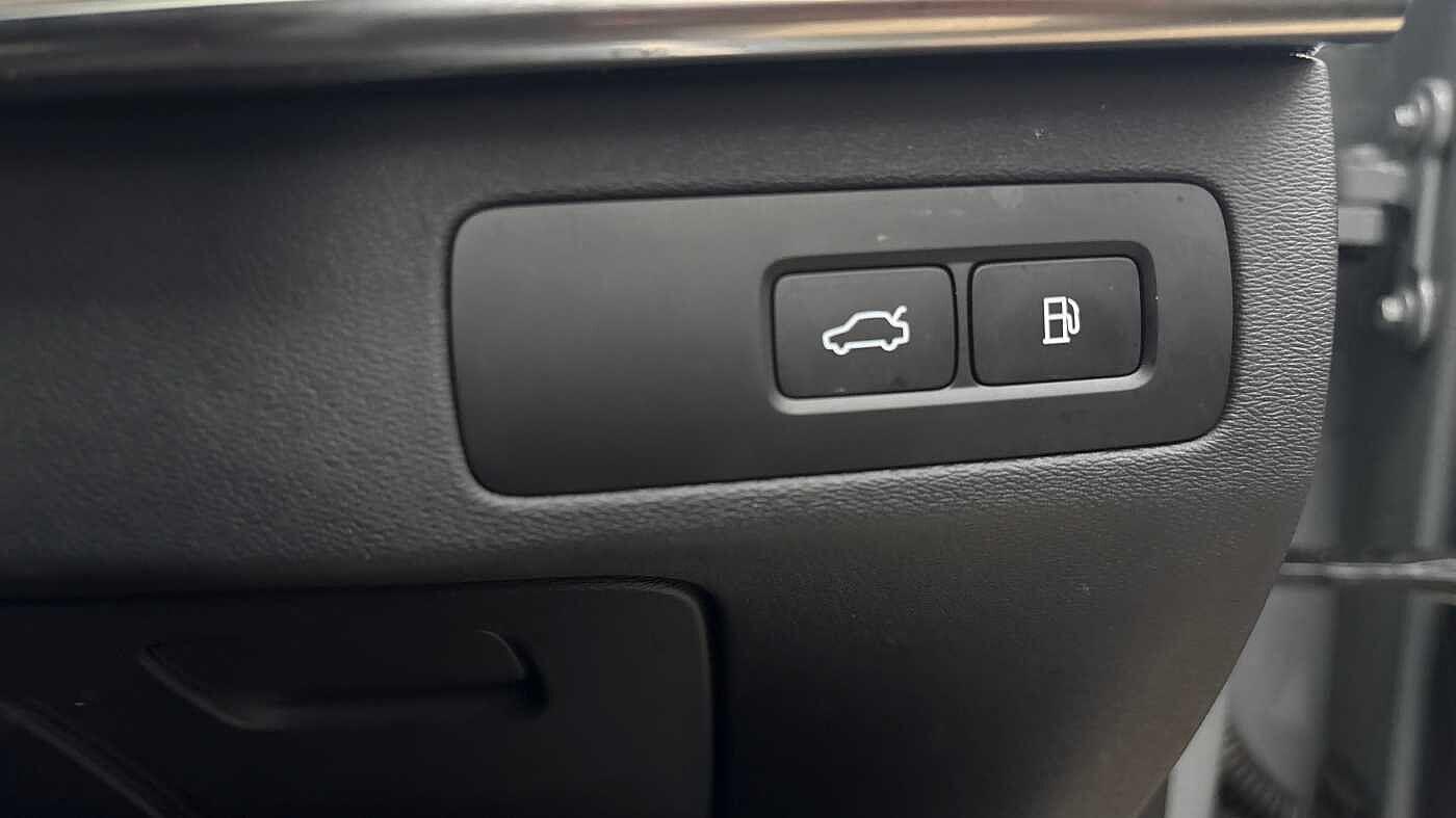 Used Volvo XC90 2025 for sale - 77497100: Photo 30