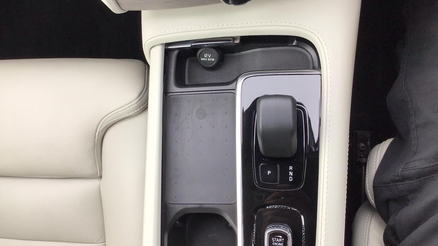 Used Volvo XC90 2023 for sale - 76550593: Photo 16