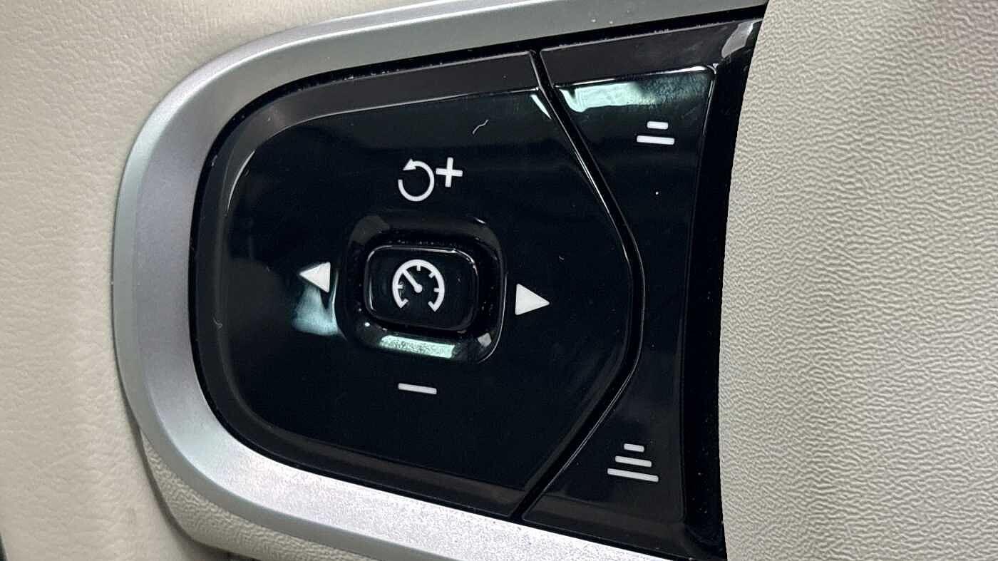 Used Volvo XC90 2025 for sale - 77538006: Photo 31