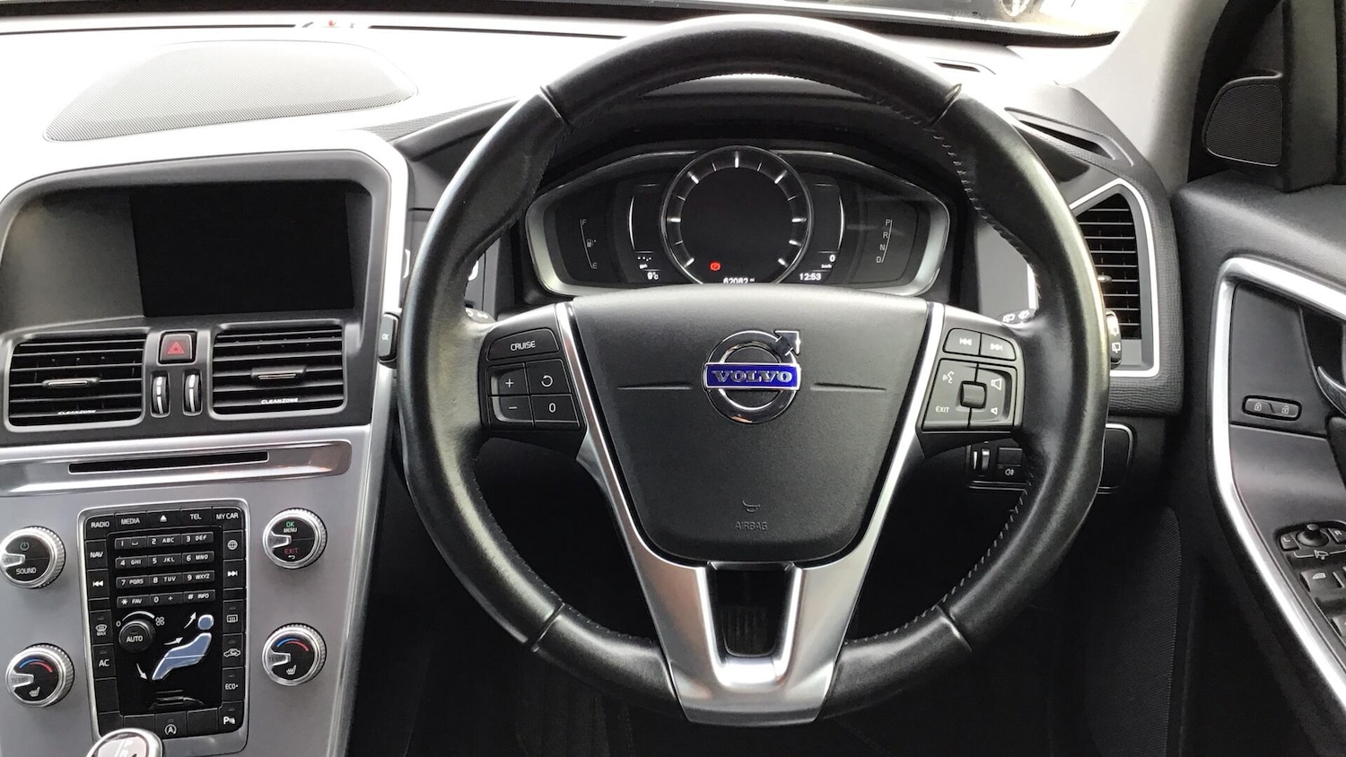 Used Volvo XC60 2016 for sale - 77255204: Photo 10