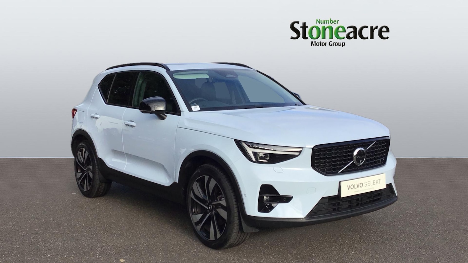 Used Volvo XC40 2025 for sale - 76671432: Photo 1