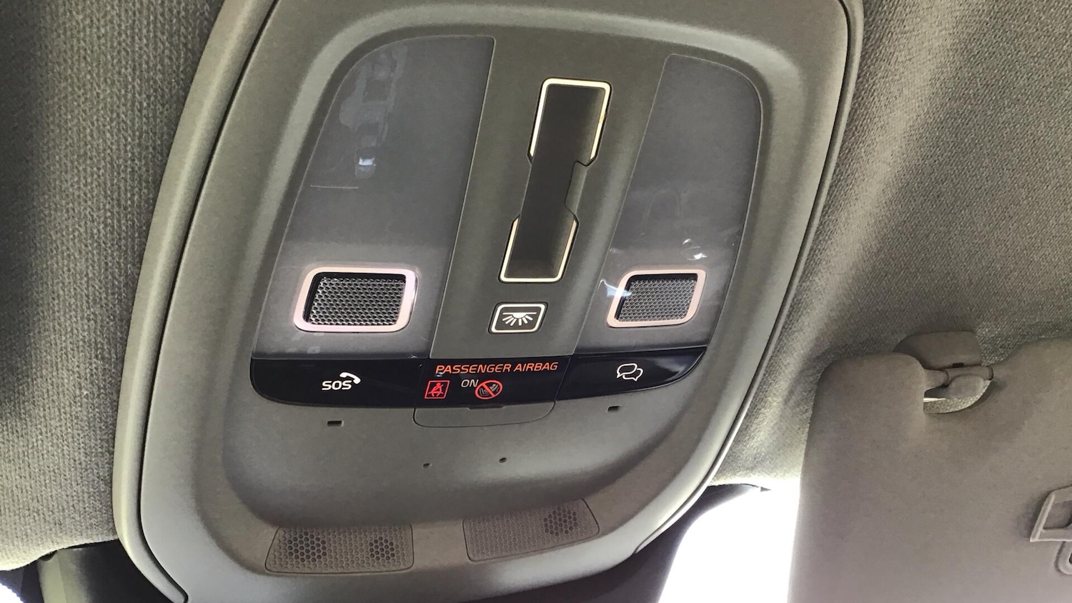 Used Volvo XC40 2025 for sale - 76671432: Photo 21