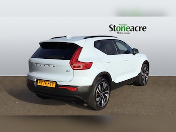 Used Volvo XC40 2025 for sale - 76671432: Photo